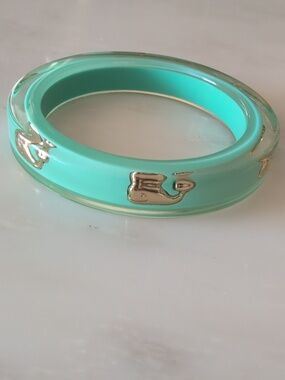 Vineyard Vines Mint Green Bangle with Gold Whale Accents
